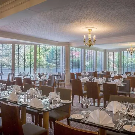 Ballsbridge 4*