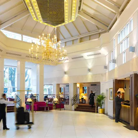 Ballsbridge מלון