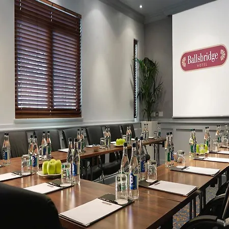 Ballsbridge 4*