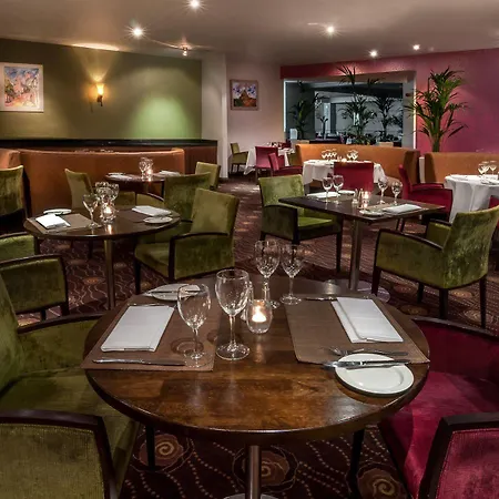Ballsbridge Hotell 4*