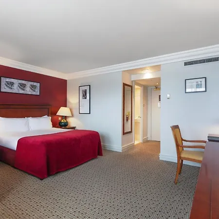 Ballsbridge 4*